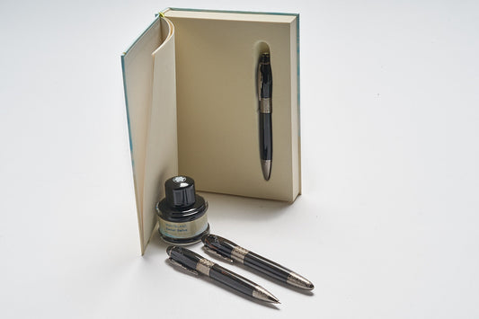 Montblanc Daniel Defoe Special Edition Fountain Pen ID 110509 + Montblanc Daniel Defoe Special Edition Ballpoint Pen ID 110509 + Montblanc Daniel Defoe Special Edition Pencil ID 110509