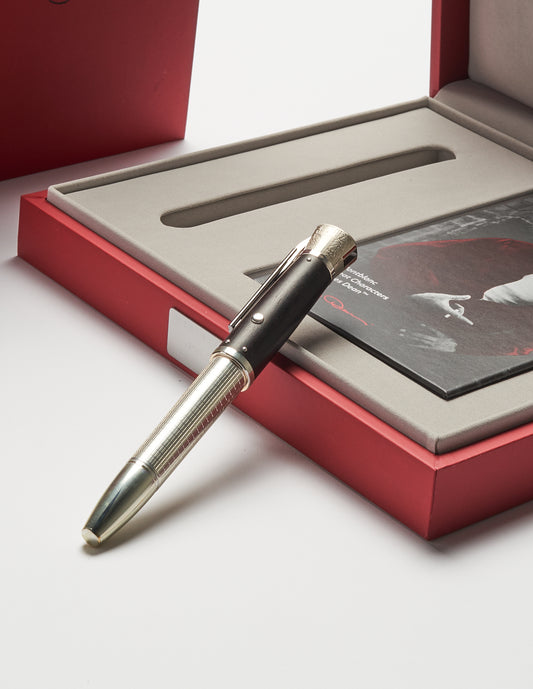 Montblanc Great Characters James Dean Limited Edition 1931 Fountain Pen ID 117892 + Montblanc Great Characters James Dean Limited Edition 1931 Rollerball Pen ID 117893
